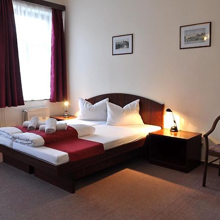 Hotel U Bílého koně Loket Camera foto