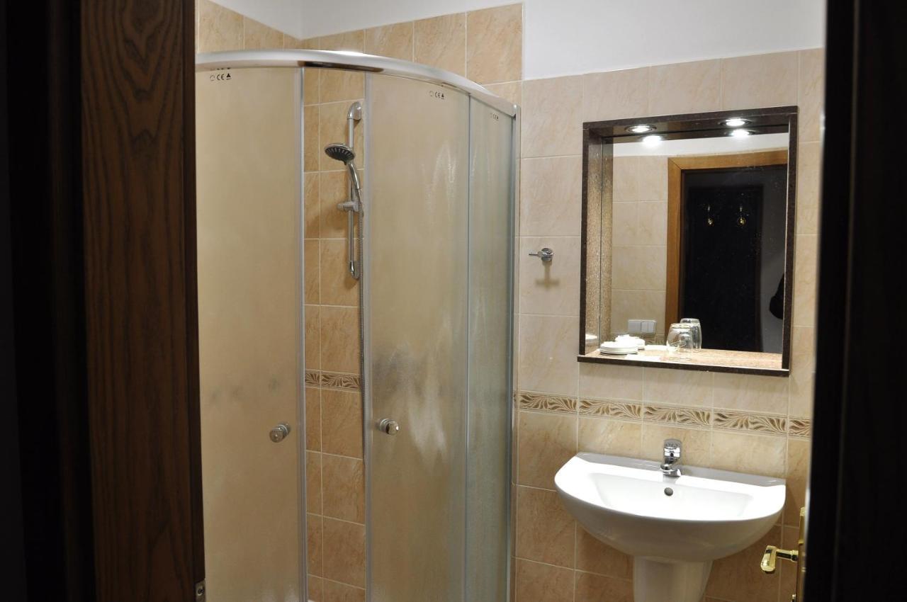 Hotel U Bílého koně Loket Esterno foto