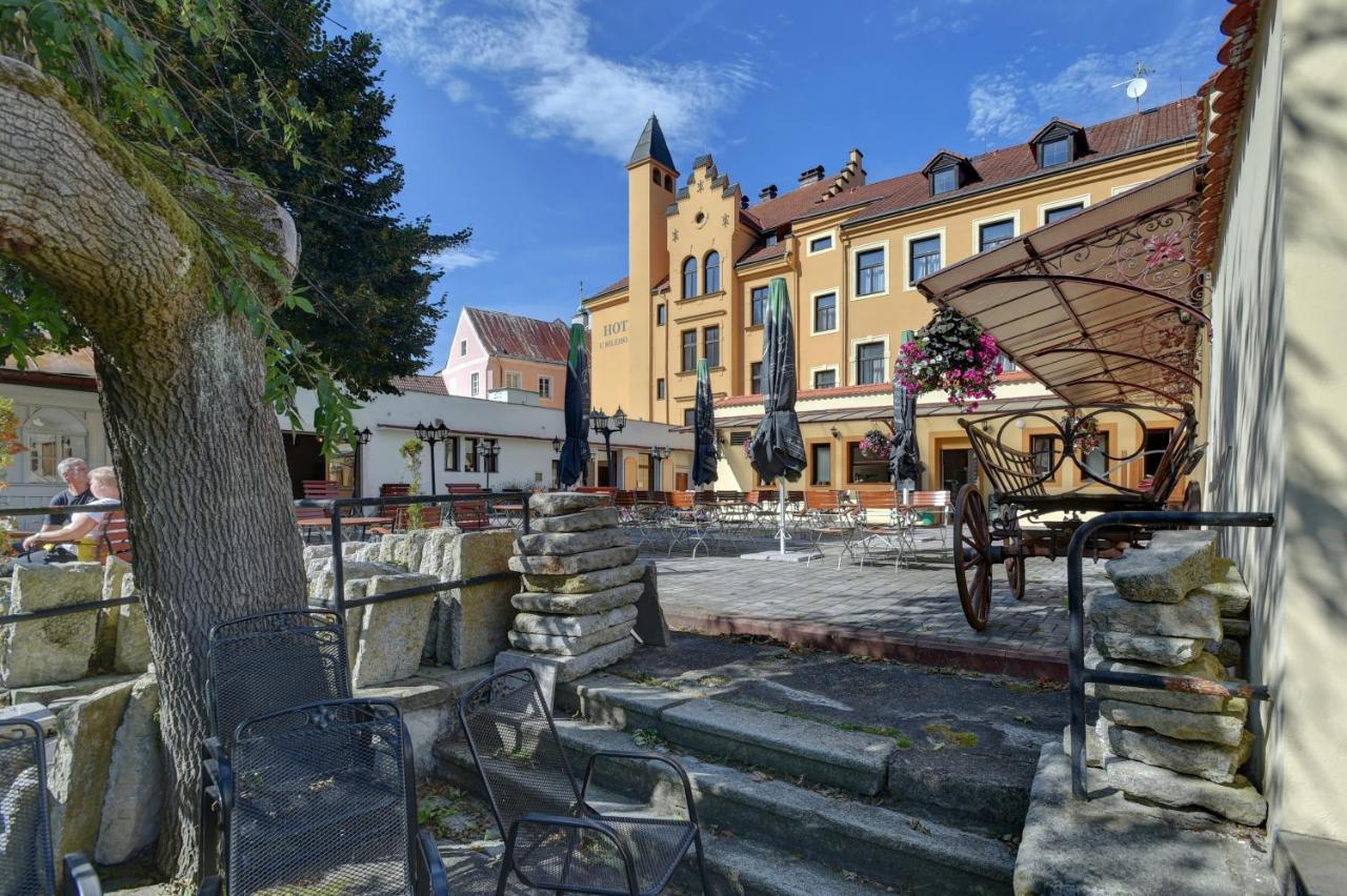 Hotel U Bílého koně Loket Esterno foto